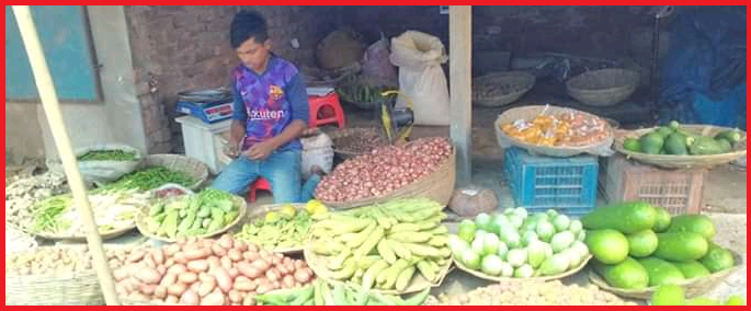 রুহিয়ায়  লাফিয়ে লাফিয়ে বাড়ছে সবজির দাম