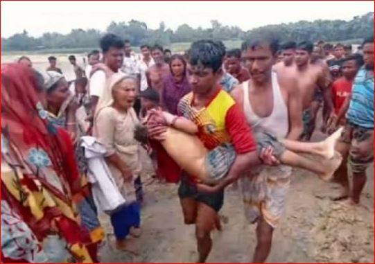 নওগাঁর মহাদেবপুরে নদীতে বাবার সাথে গোসল করতে গিয়ে শিশুর মৃত্যু